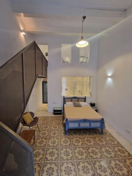 No 60, 2Nd Floor, Centrally Located, Fully Equipped Studio Apt 일 푸리아나 외부 사진