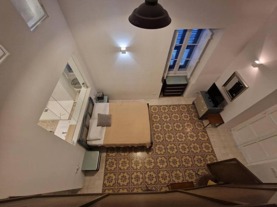 No 60, 2Nd Floor, Centrally Located, Fully Equipped Studio Apt 일 푸리아나 외부 사진